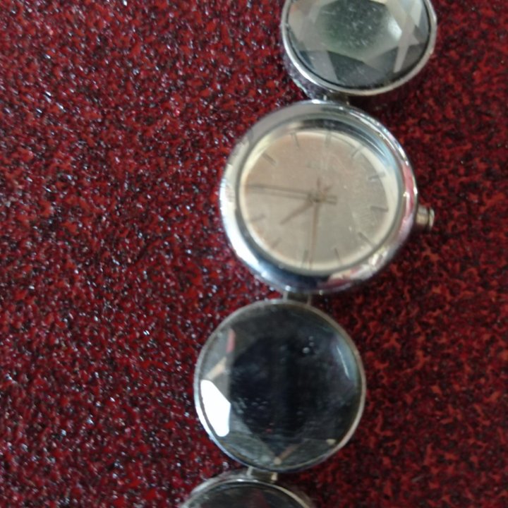 Предлагаю часы dkny