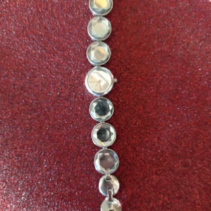 Предлагаю часы dkny