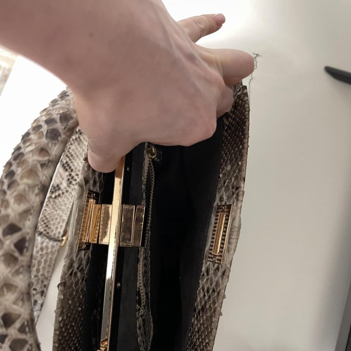 Сумка из питона