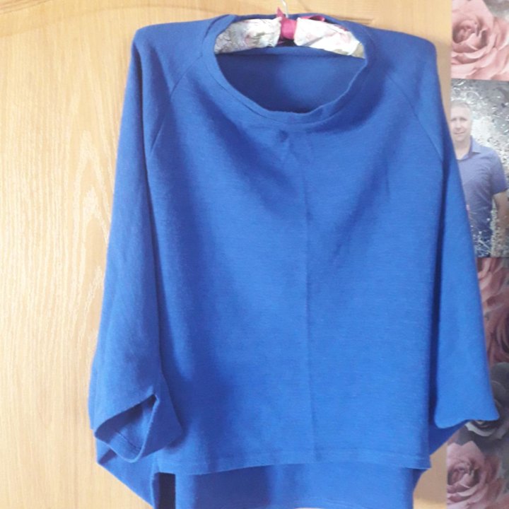 Кофта новая.