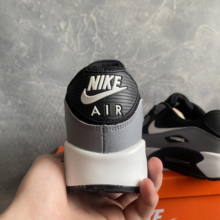 Кроссовки Nike air max