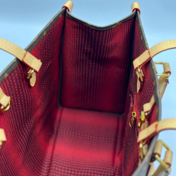 Сумки-шопер LOUIS VUITTON 