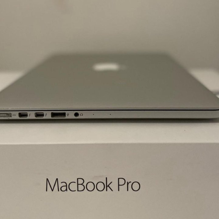 Apple MacBook Pro 13 retina 2015 (A1502)