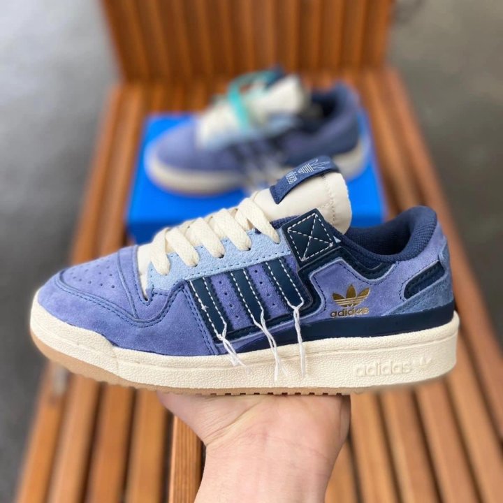 Кроссовки adidas