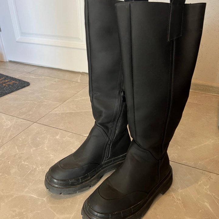 Модные ботинки