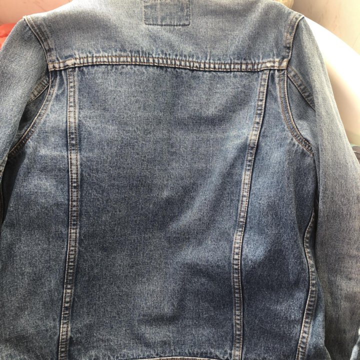 Куртка джинсовая, S