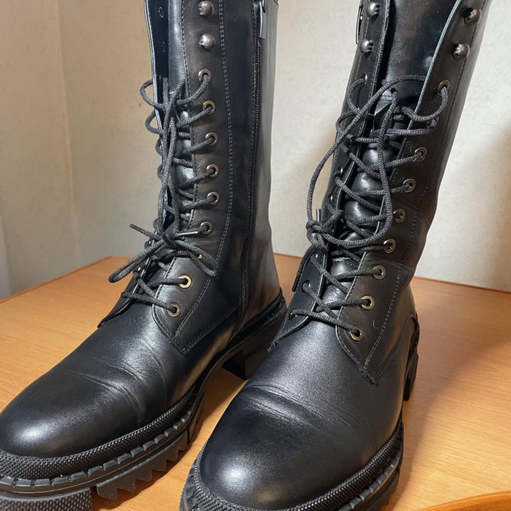 Ботинки 38 размер