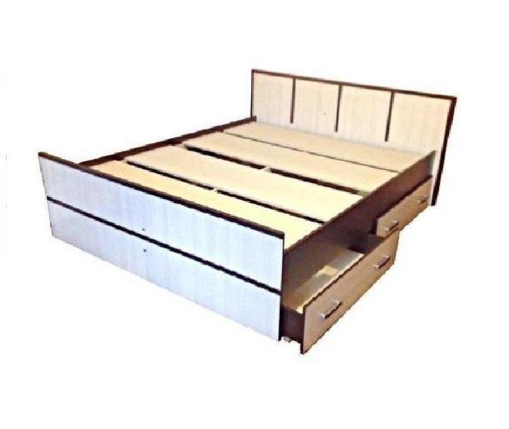 Кровать двуспальная 1.6 метра