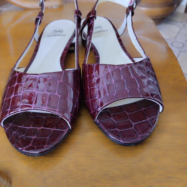 Босоножки salamander