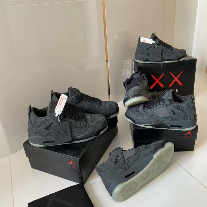 Ботинки - кргсовки на веснуNike Jordan kaws