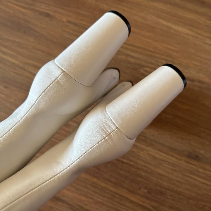 Белые ботильоны Shein