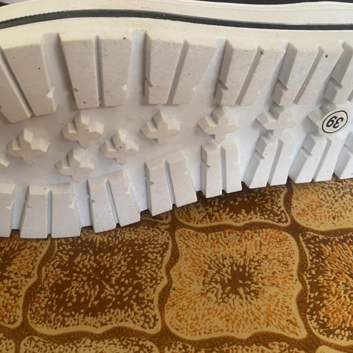 Сапоги дутики