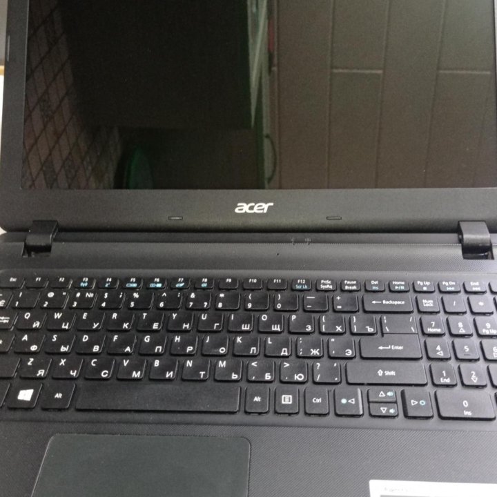 Ноутбук Acer Aspire es1 533