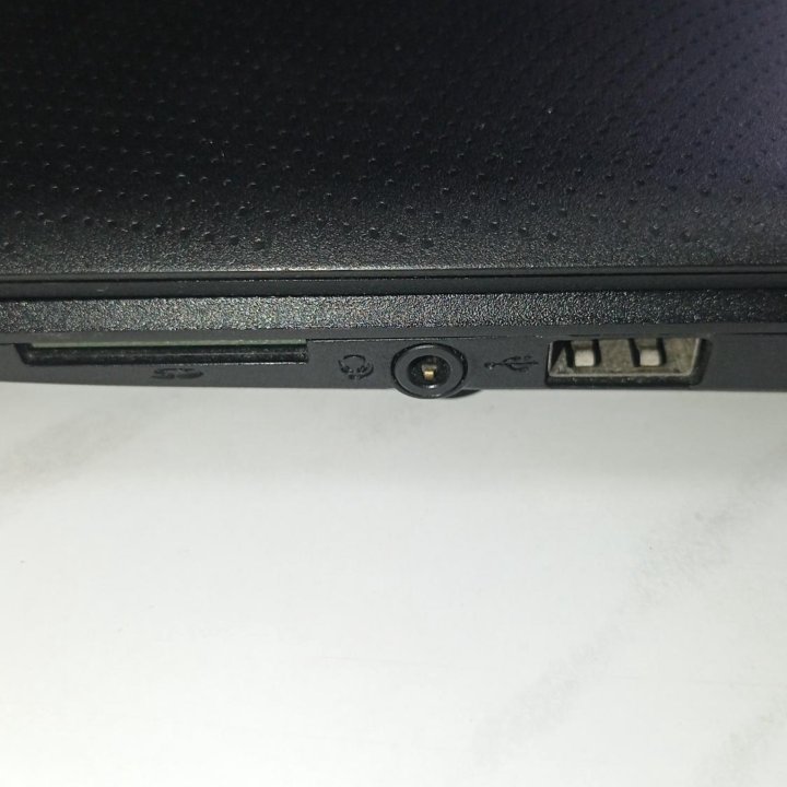 Ноутбук Acer Aspire es1 533