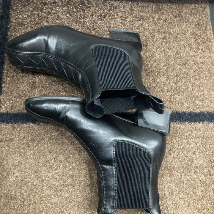 Полуботинки