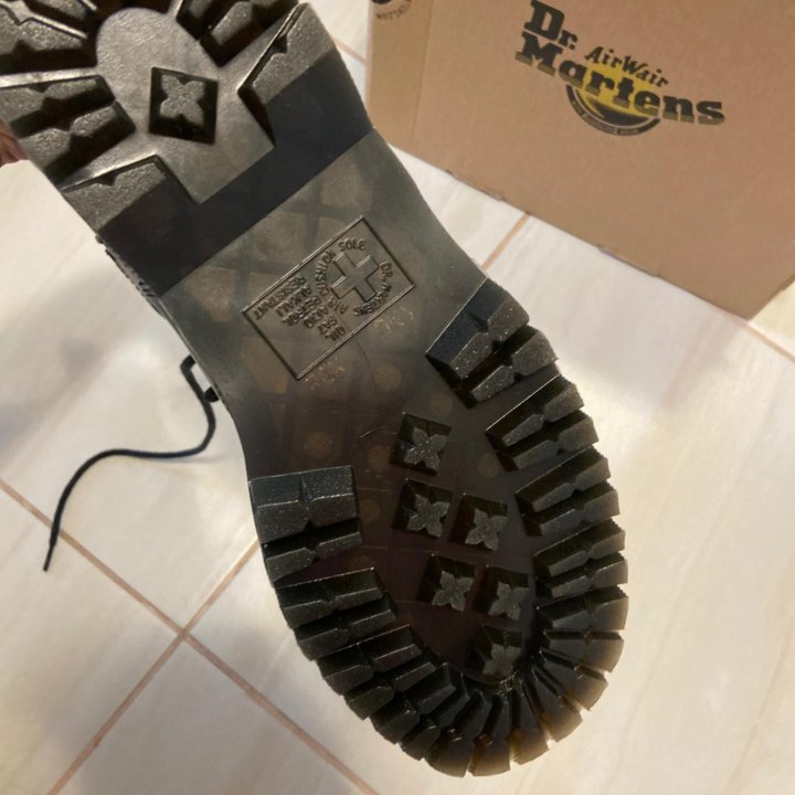 Ботинки Dr. Martens