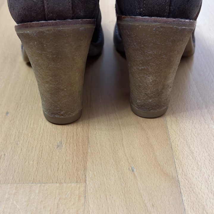 Ботинки Ugg