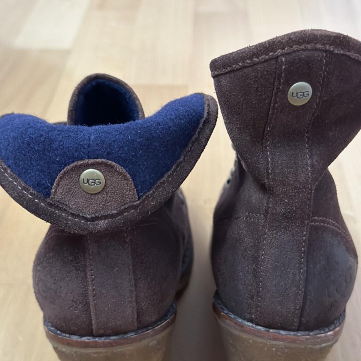 Ботинки Ugg