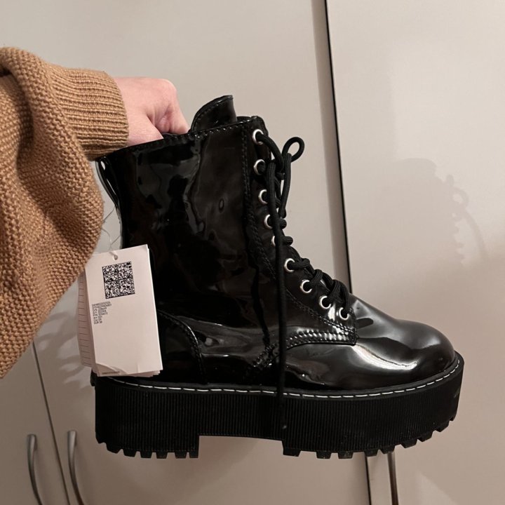 Лаковые ботинки H&M