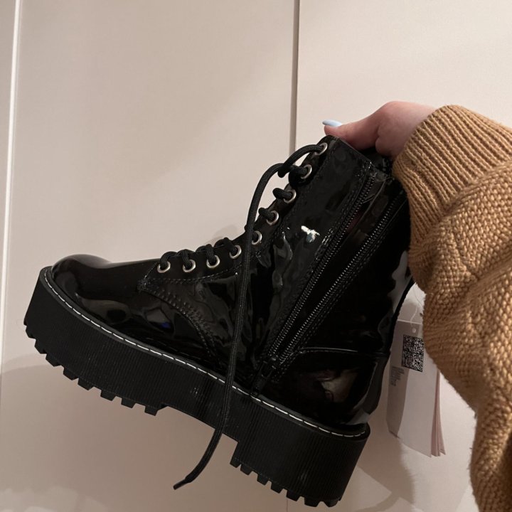 Лаковые ботинки H&M