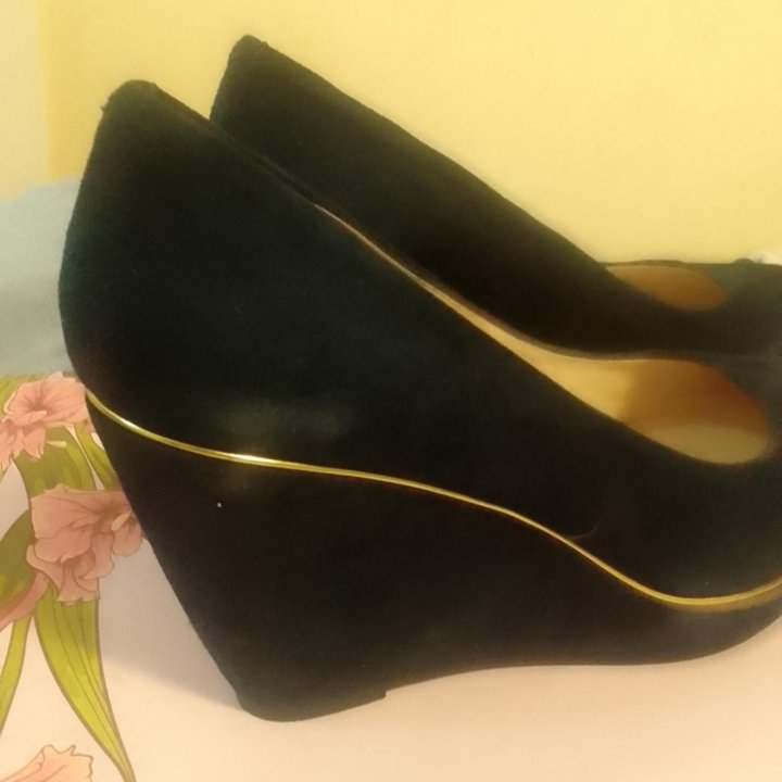 Очень Красивые Туфли..