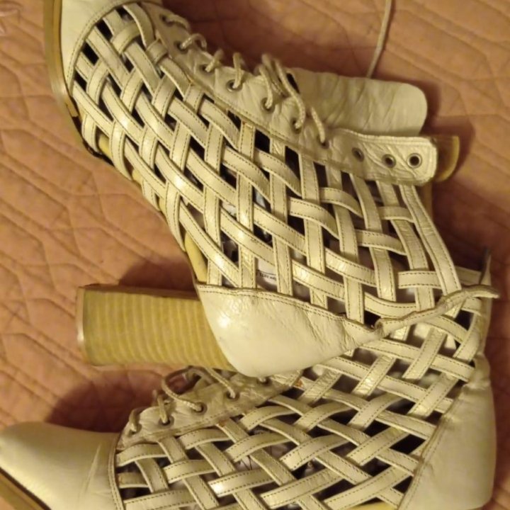 Ботинки р 38