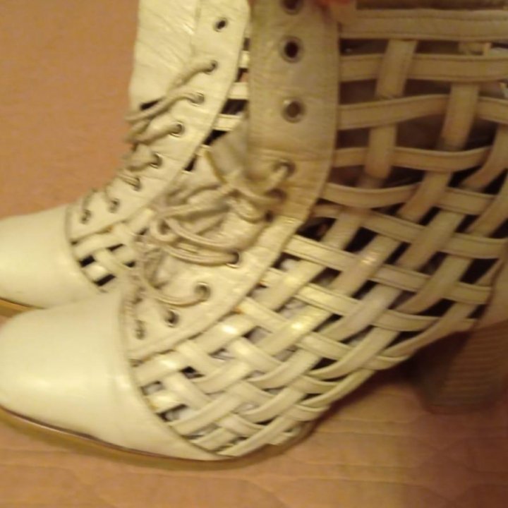 Ботинки р 38