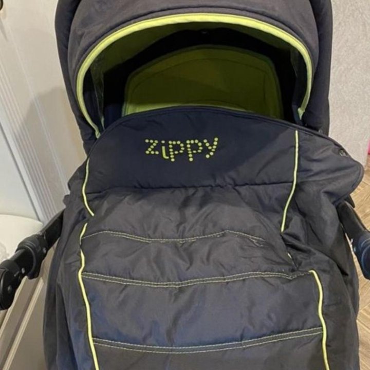 Коляска Tutis Zippy New (2 в 1)