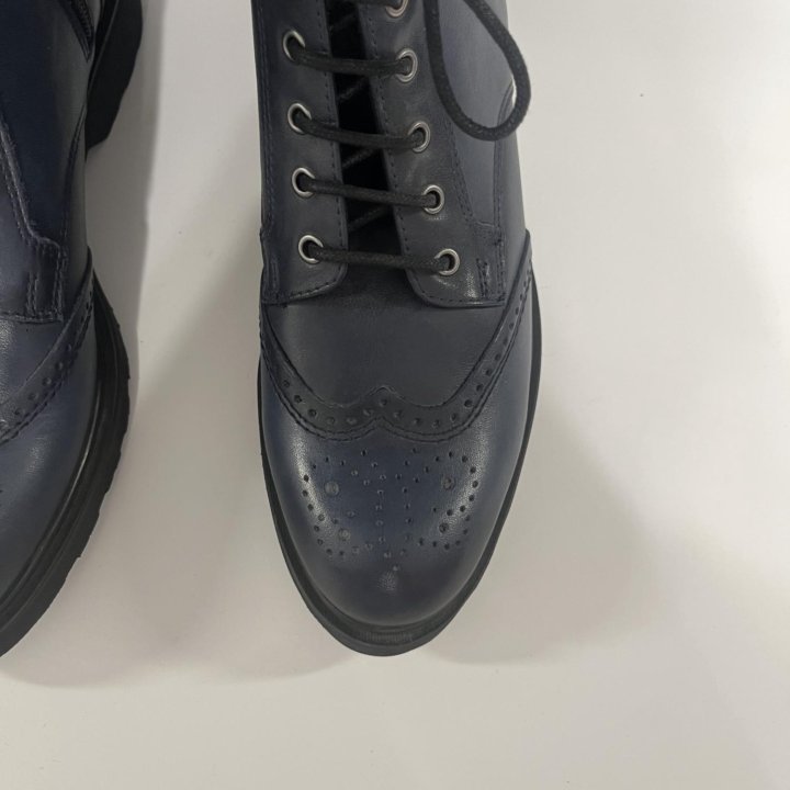 Ботинки женские