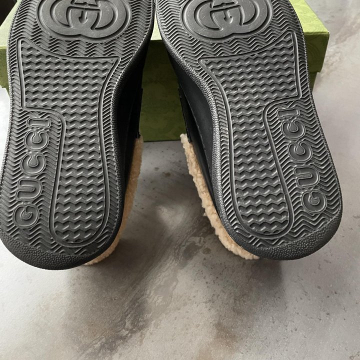 Лоферы Gucci 37