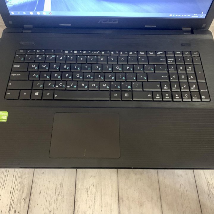 Мощный Asus 17.3 I5/GT 720 2ГБ/6/750