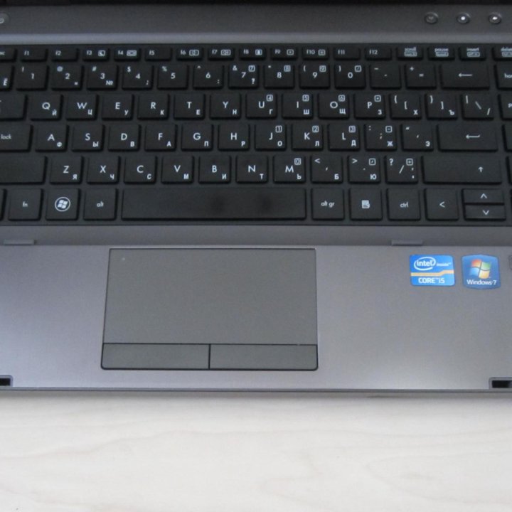 Бизнес-ноутбук HP ProBook 14