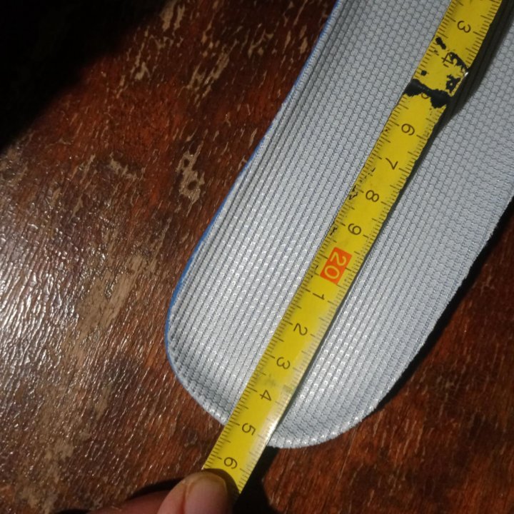 Кроссовки 41