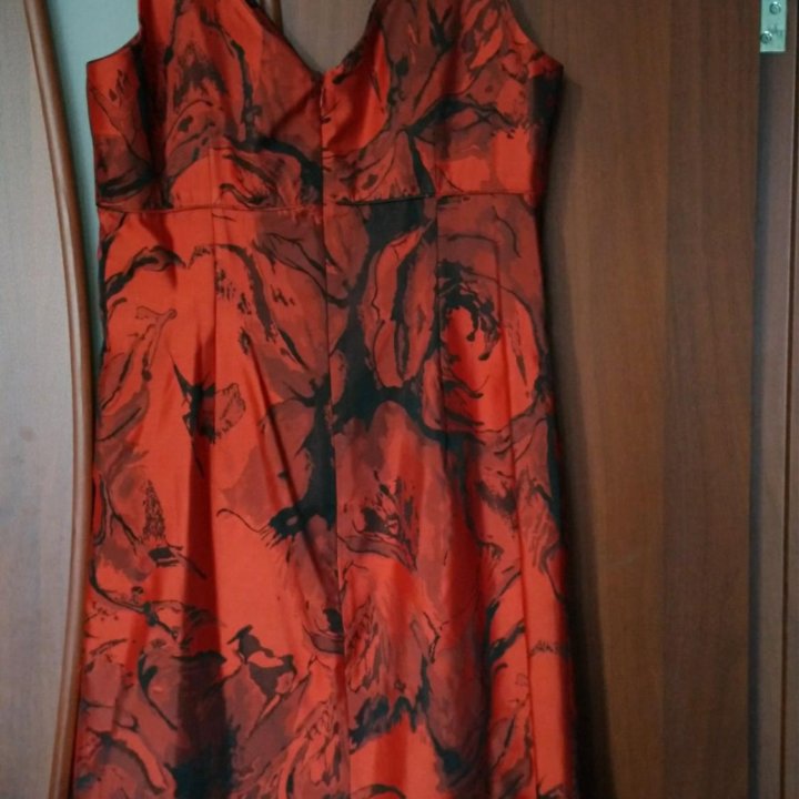 Платье вечернее