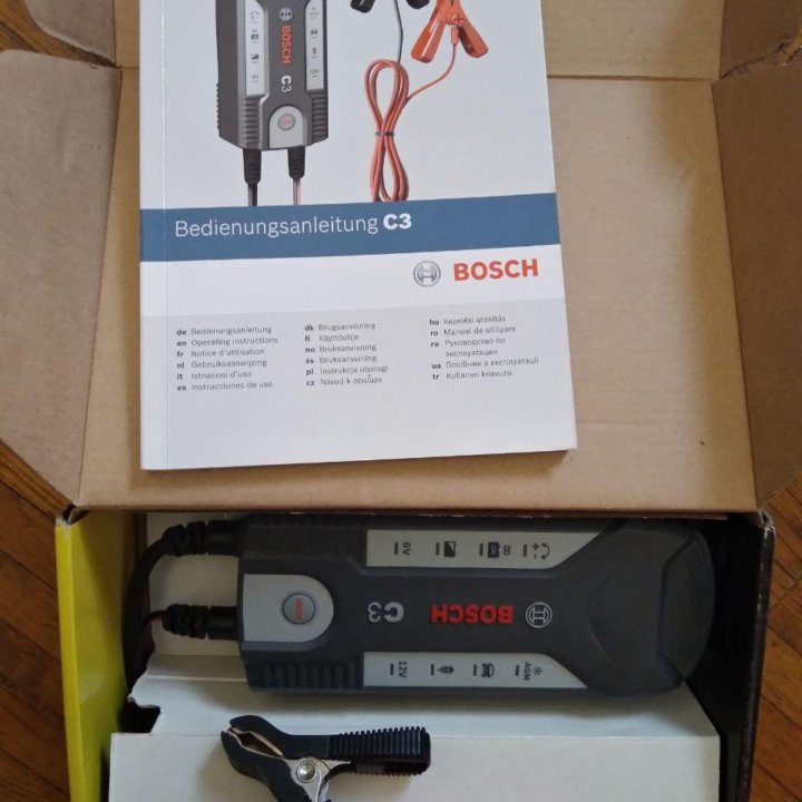 Зарядное устройство автомобильных акк Bosch C3