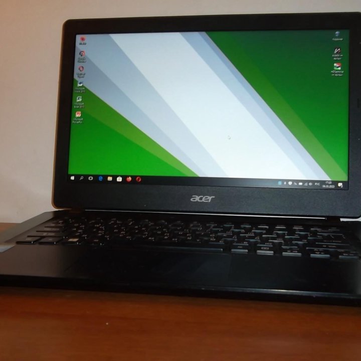 Красивый и лёгкий ультрабук Acer V3-331G