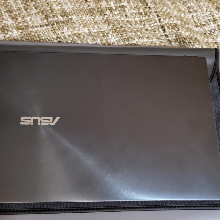 Asus zenbook UX325J 13.3/i5-1035g1/16Gb/SSD-512