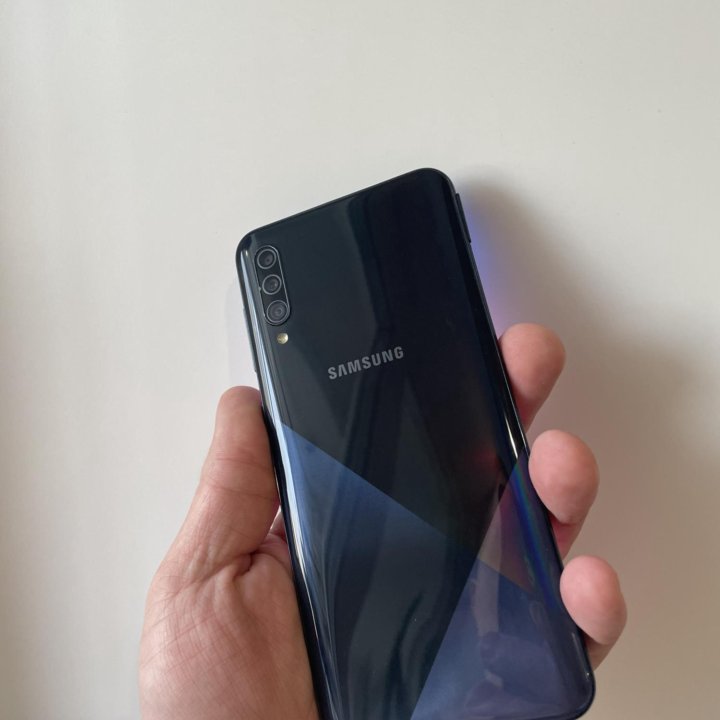 Продам Samsung A30S 3/32Gb Black