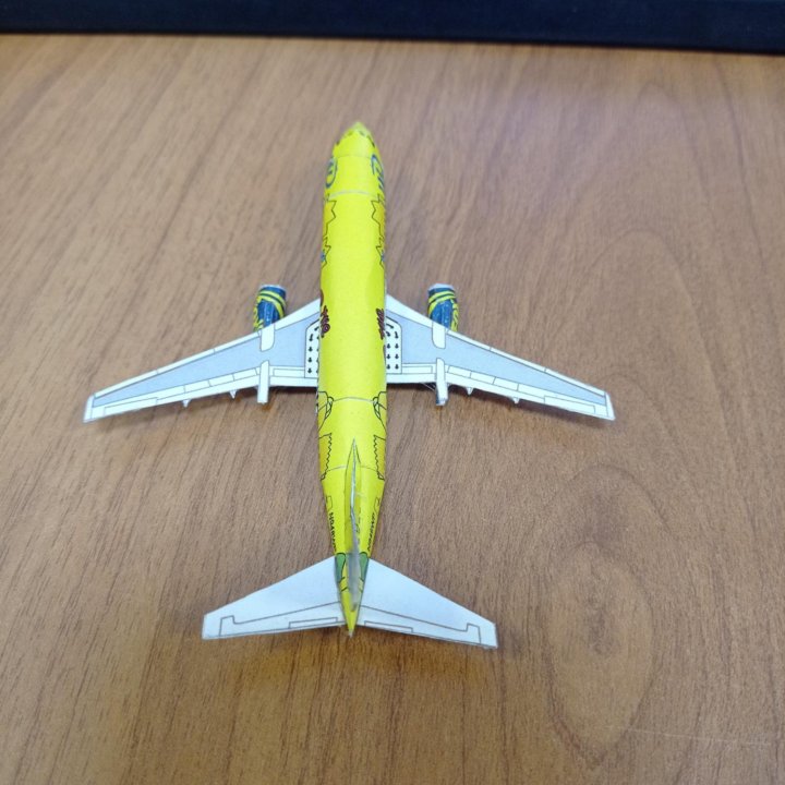 Модель Boeing 737 The Simpsons