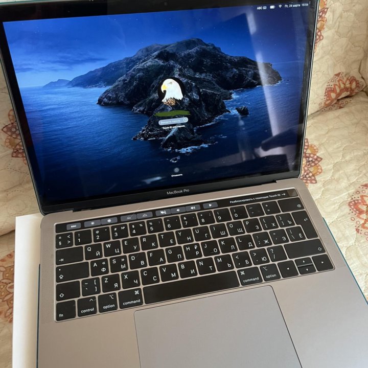 Продам ноутбук Apple Macbook pro 13 retina