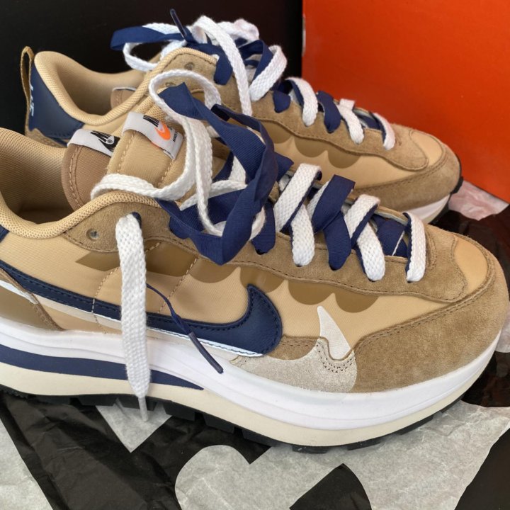 Nike Sacai vaporwaffle sesame blue void