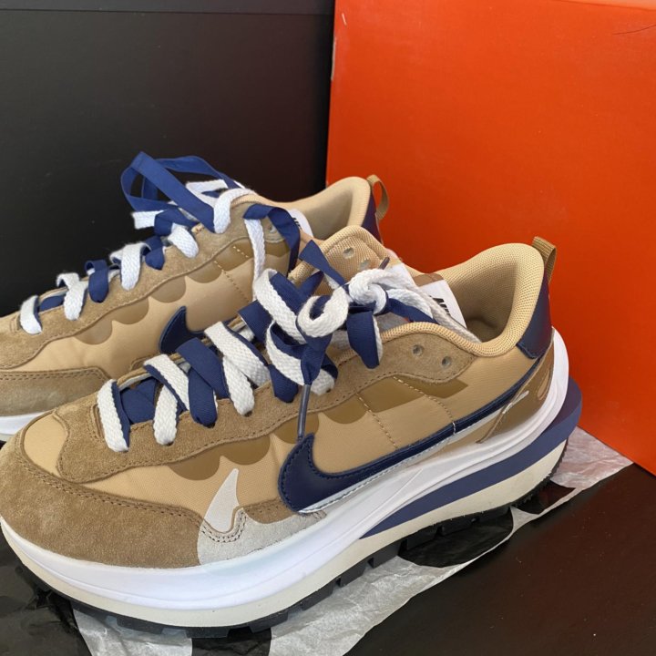 Nike Sacai vaporwaffle sesame blue void