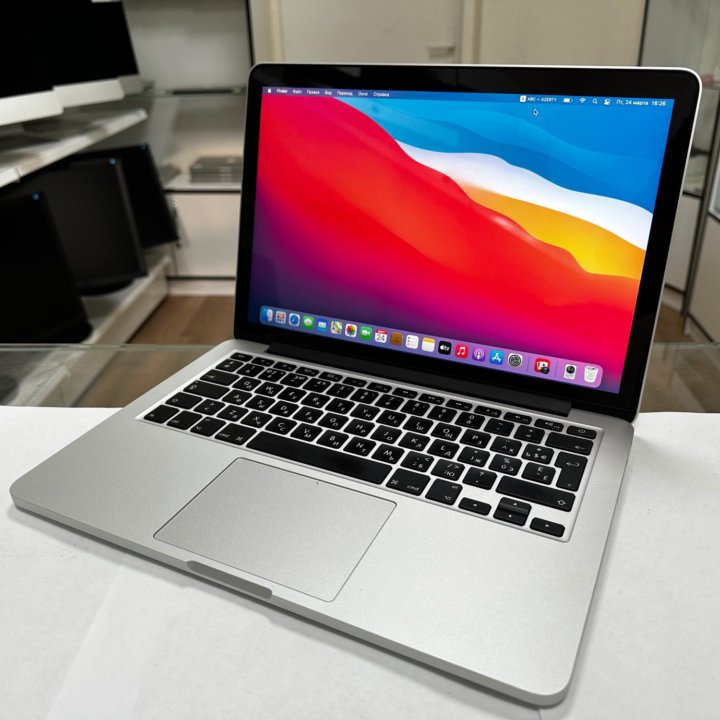 Macbook pro 13 2015 i5 2.7 8/128 (П-665)