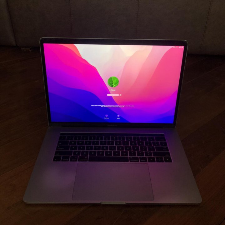 MacBook Pro 15, 2016. i7, 16/512gb