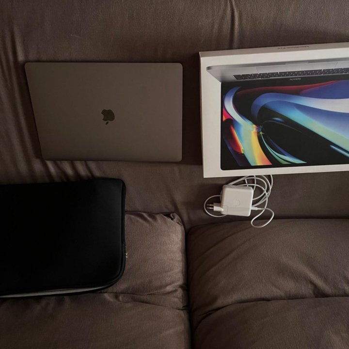 Apple macbook pro 16 core i 9