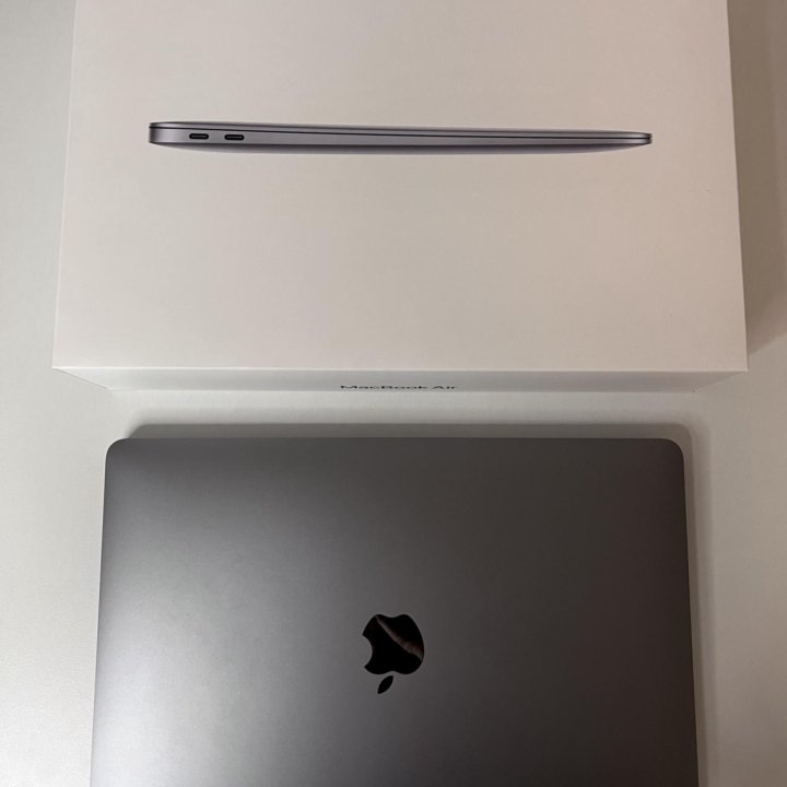 Apple MacBook Air M1,8GB,256Gb