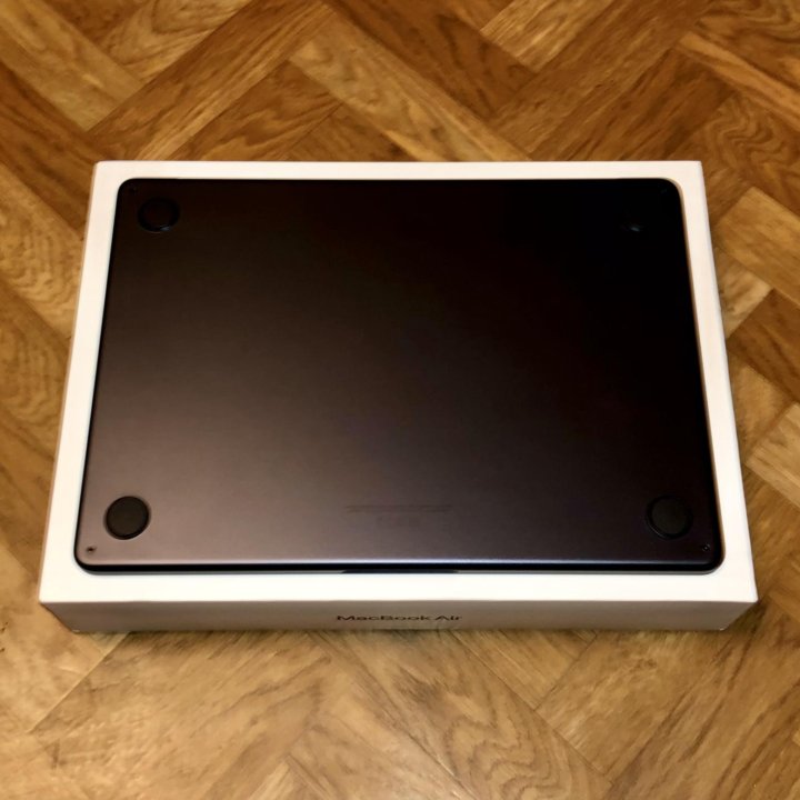 MacBook Air M2 Midnight 8GB/256GB, 3 цикла