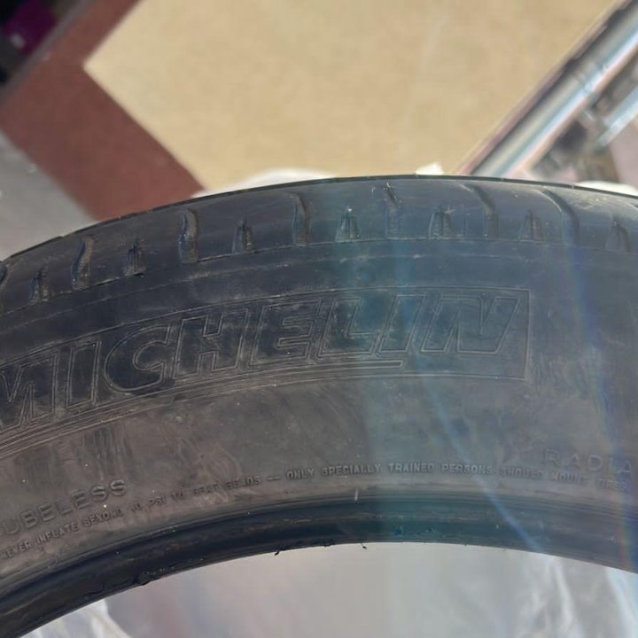 Michelin latitude sport 275/45 R21