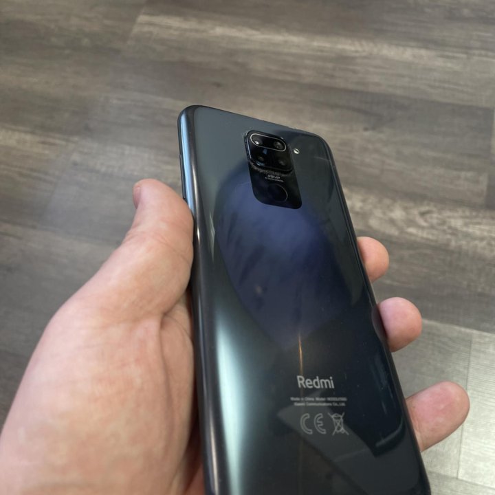 Продам Xiaomi Redmi Note 9 4/128Gb