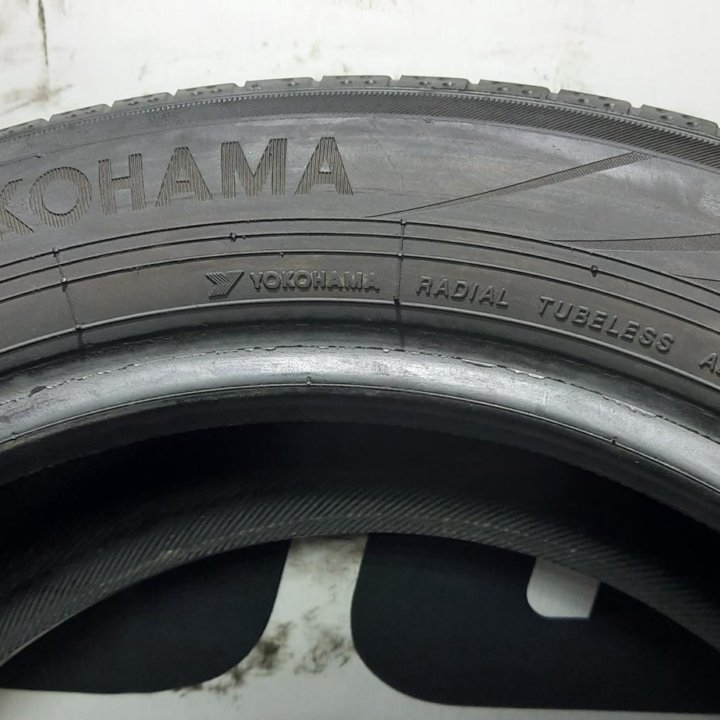 195/55R16 87V Yokohama Bluearth Ae50 пара